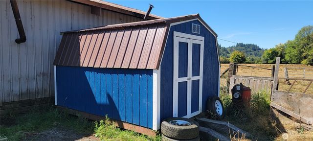 558 Coal Creek Road, Chehalis, WA 98532