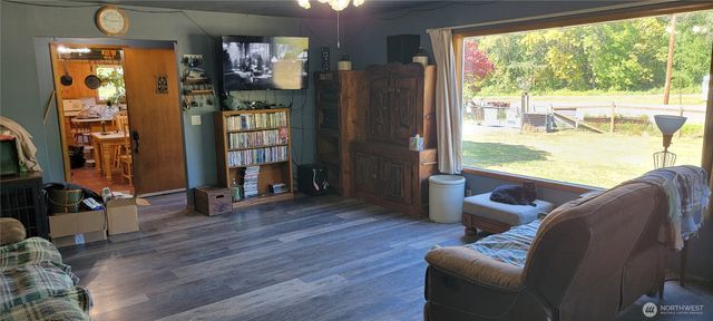 558 Coal Creek Road, Chehalis, WA 98532