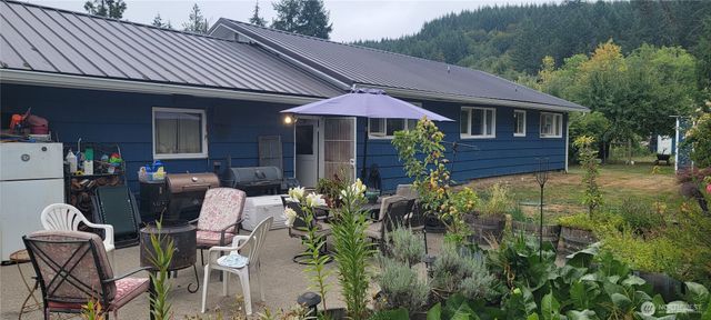 558 Coal Creek Road, Chehalis, WA 98532