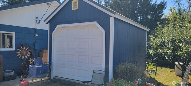 558 Coal Creek Road, Chehalis, WA 98532
