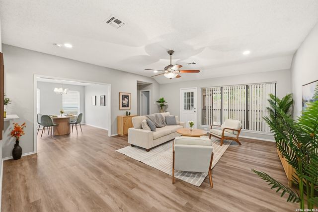 3820 Pheasant, Schertz, TX 78108