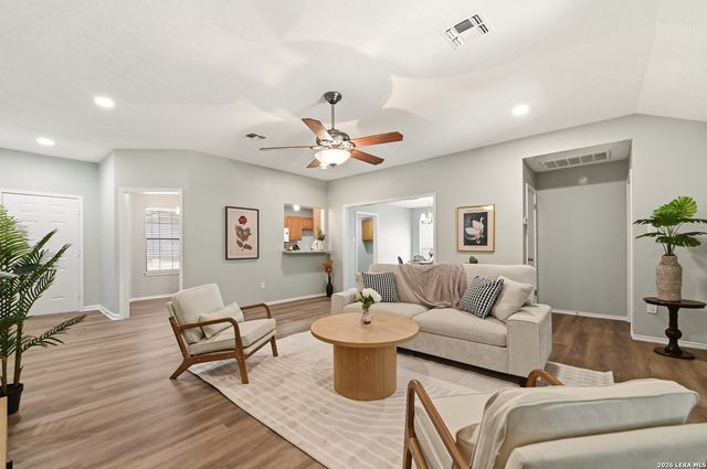3820 Pheasant, Schertz, TX 78108
