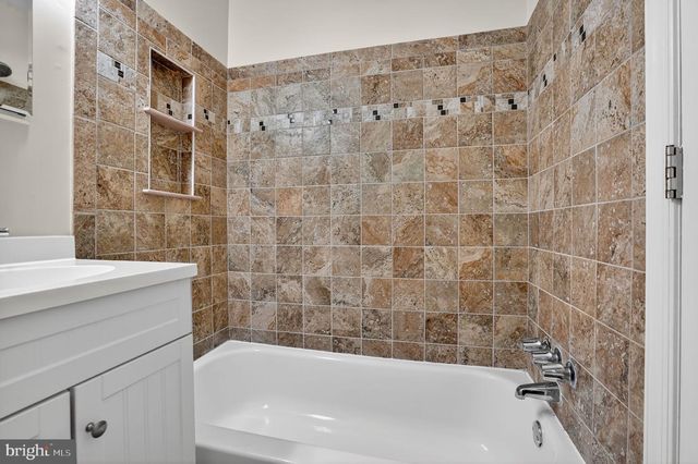 13110 PUTNAM CIR, Woodbridge, VA 22191