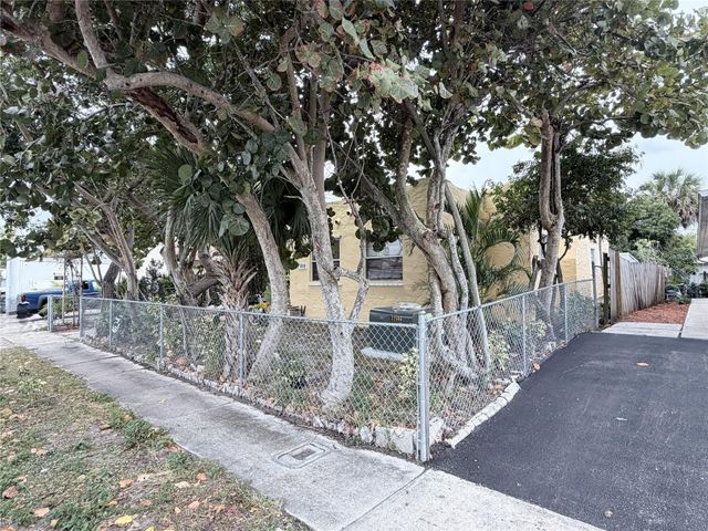 416 Revere Road, West Palm Beach, FL 33405