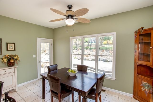17 Cottage St, Lambertville City, NJ 08530