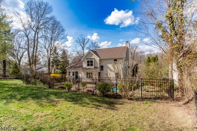 17 Cottage St, Lambertville City, NJ 08530