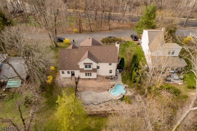 17 Cottage St, Lambertville City, NJ 08530