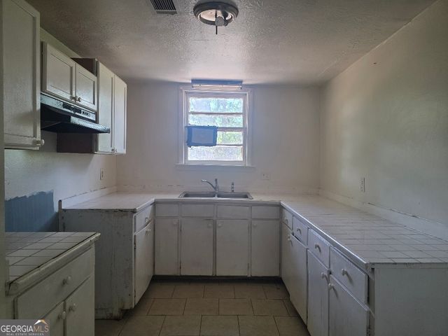 3127 Hendrix Circle SW, Covington, GA 30014