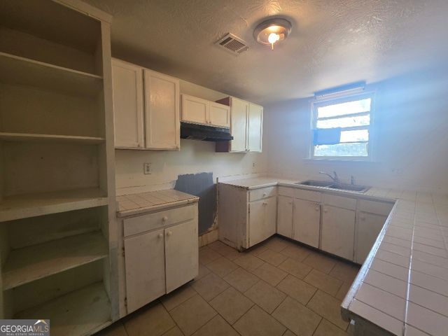 3127 Hendrix Circle SW, Covington, GA 30014