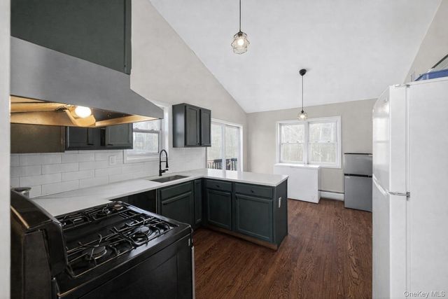12 Aron Court, Spring Valley, NY 10977