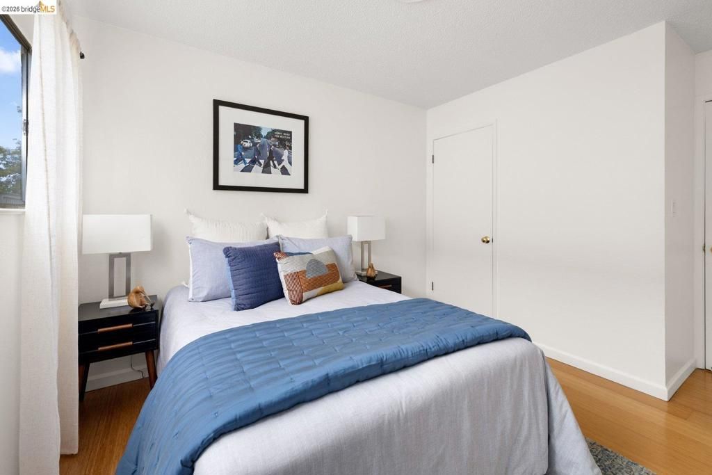 Image 14 of property listing at 2614 Warring St 9, Berkeley, CA 94704