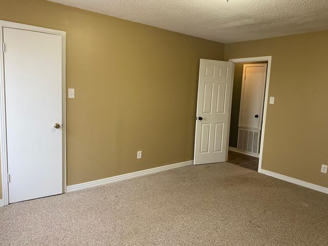 345 PAULINE DR, Adamsville, TN 38310