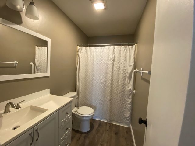 345 PAULINE DR, Adamsville, TN 38310