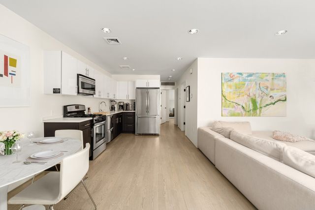 140 CLINTON Avenue, New York City, NY 11205