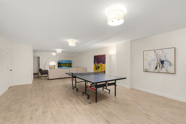 140 CLINTON Avenue, New York City, NY 11205