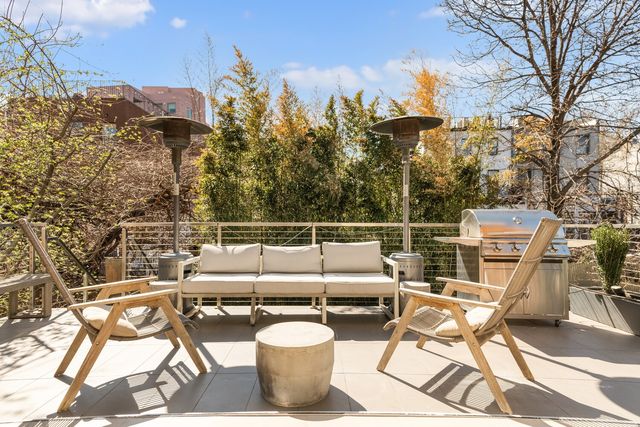 140 CLINTON Avenue, New York City, NY 11205
