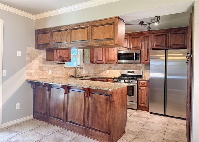 16 SW 148th Street, Oklahoma City, OK 73170