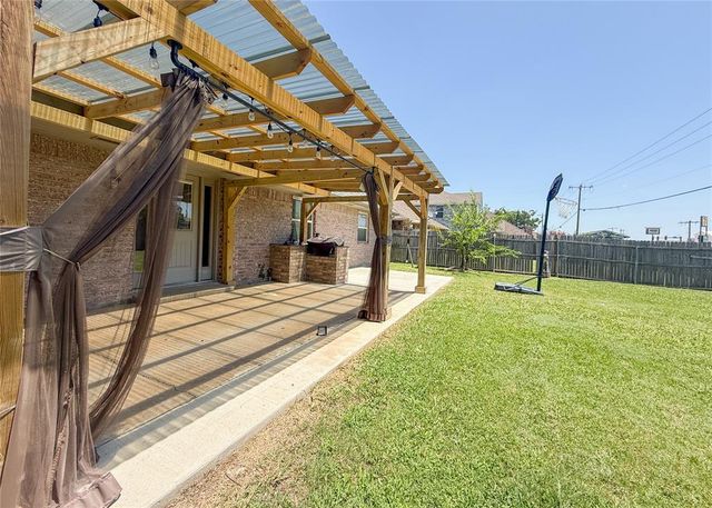 16 SW 148th Street, Oklahoma City, OK 73170