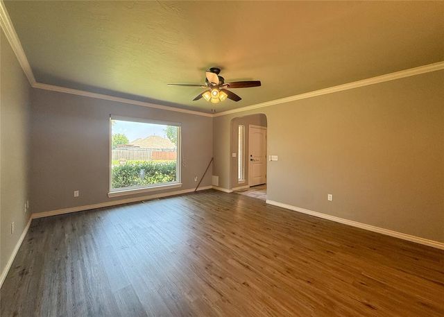 16 SW 148th Street, Oklahoma City, OK 73170