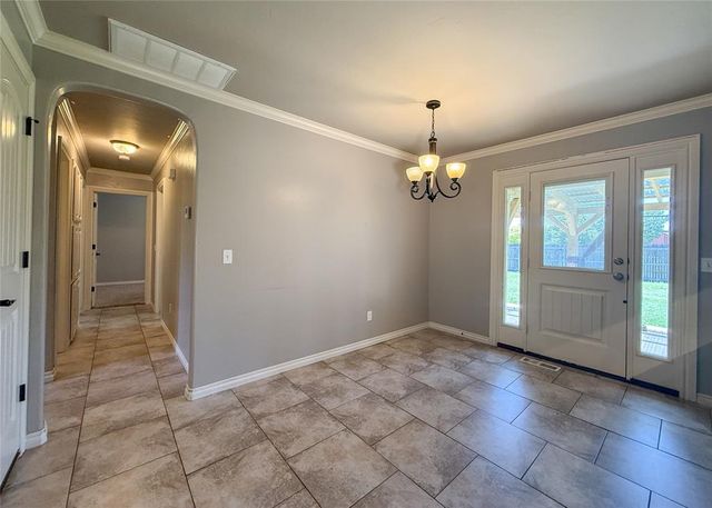 16 SW 148th Street, Oklahoma City, OK 73170