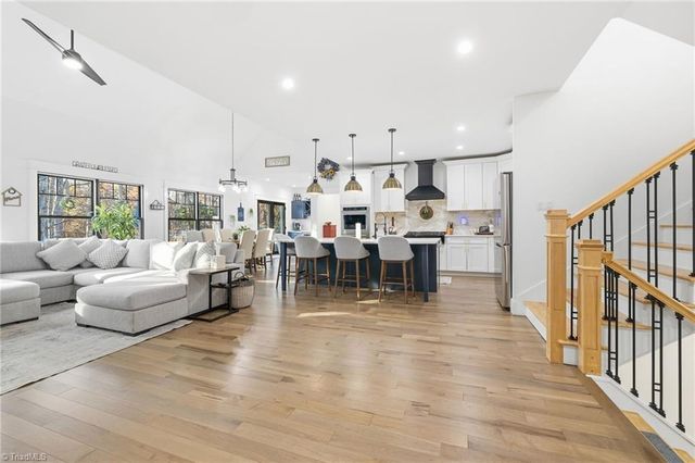 3827 Edgewater Street, High Point, NC 27265