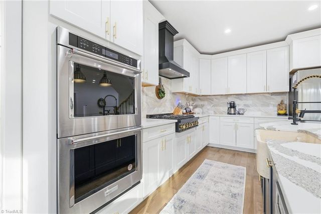 3827 Edgewater Street, High Point, NC 27265