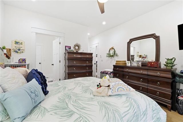 3827 Edgewater Street, High Point, NC 27265