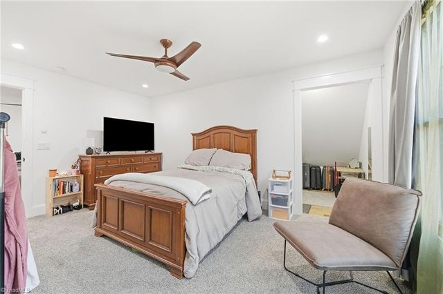 3827 Edgewater Street, High Point, NC 27265