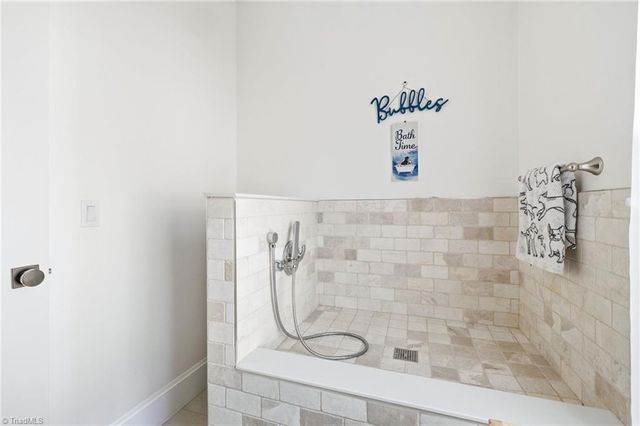 3827 Edgewater Street, High Point, NC 27265