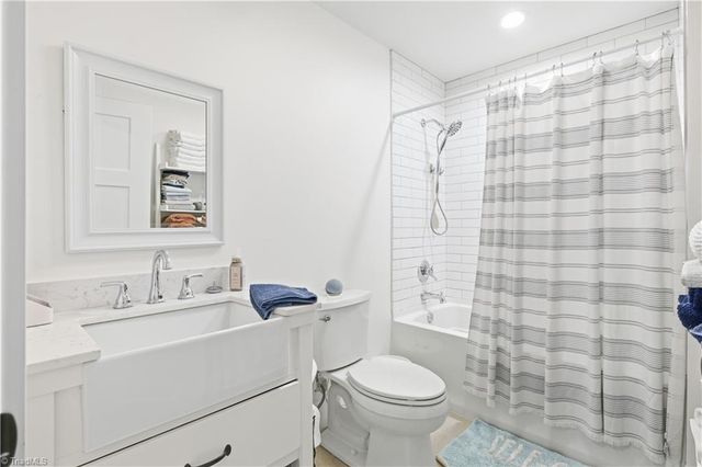 3827 Edgewater Street, High Point, NC 27265