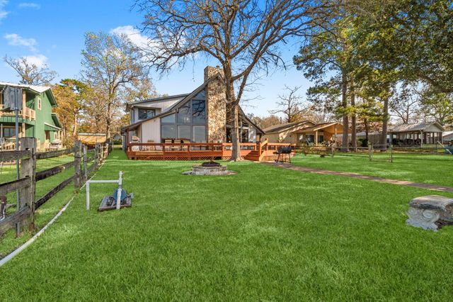 287 Harbor Addition Drive, Livingston, TX 77351