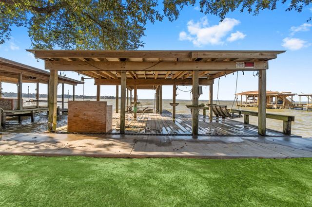 287 Harbor Addition Drive, Livingston, TX 77351