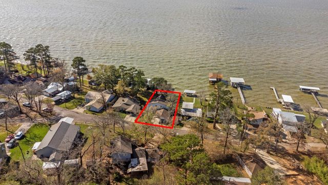 287 Harbor Addition Drive, Livingston, TX 77351