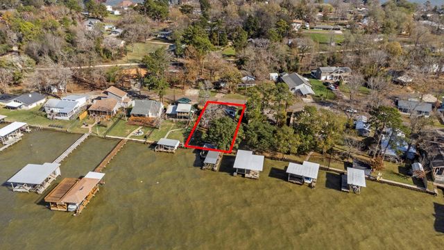 287 Harbor Addition Drive, Livingston, TX 77351