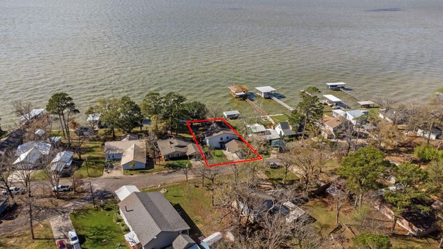 287 Harbor Addition Drive, Livingston, TX 77351