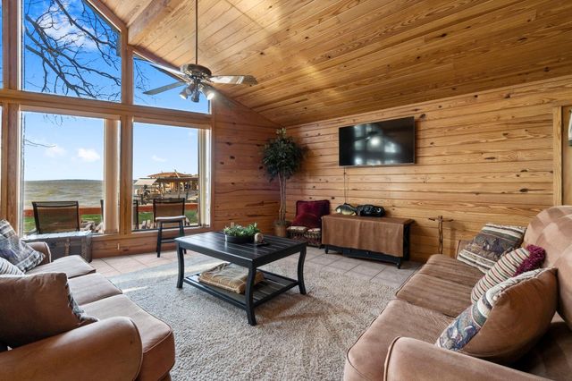 287 Harbor Addition Drive, Livingston, TX 77351