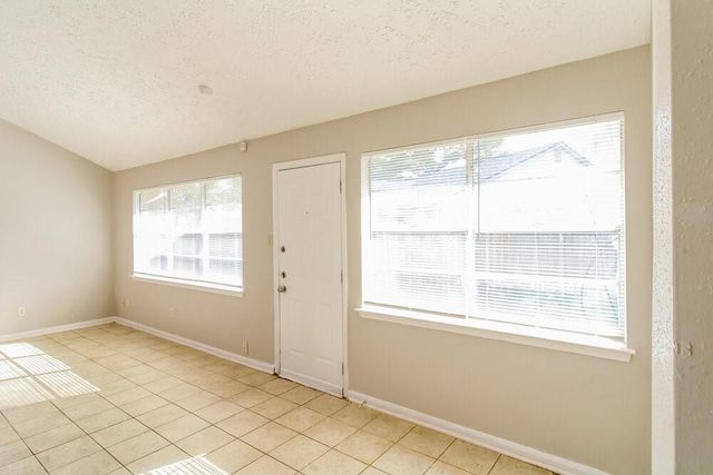 7342 Sonnet Glen Lane, Houston, TX 77095