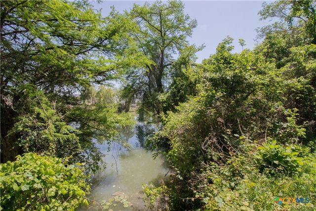 Lot 48 & 1/2 of 47 Guadalupe River Dr., Seguin, TX 78155