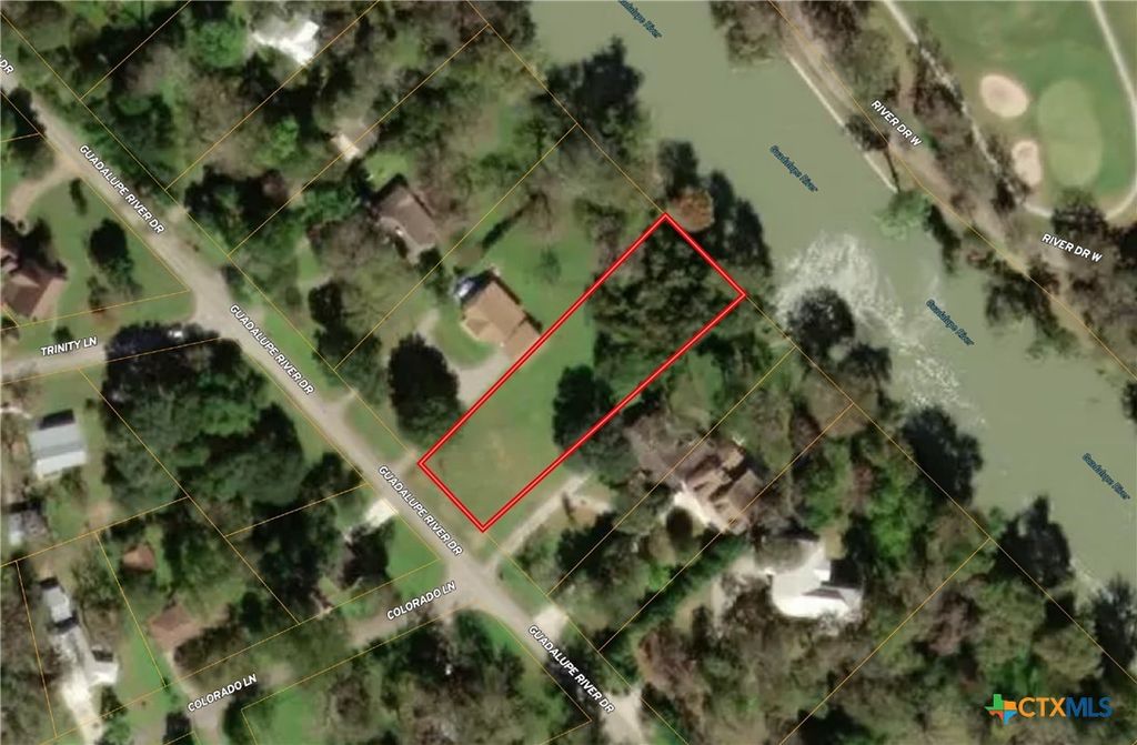 Lot 48 & 1/2 of 47 Guadalupe River Dr., Seguin, TX 78155