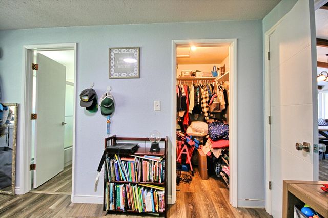 401 Tumbleweed Drive, Jacksonville, OR 97530