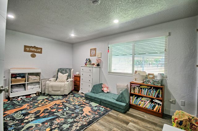 401 Tumbleweed Drive, Jacksonville, OR 97530