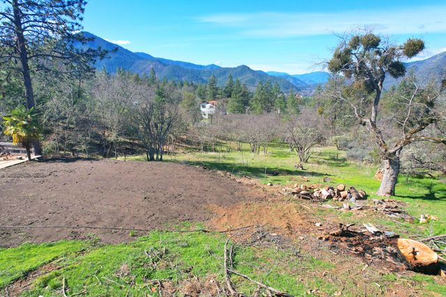 401 Tumbleweed Drive, Jacksonville, OR 97530