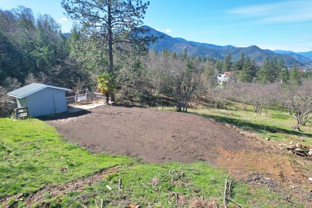 401 Tumbleweed Drive, Jacksonville, OR 97530