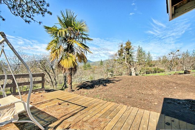 401 Tumbleweed Drive, Jacksonville, OR 97530