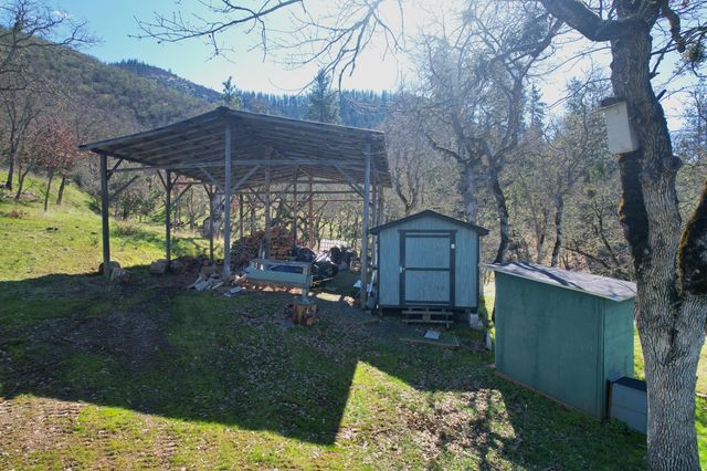 401 Tumbleweed Drive, Jacksonville, OR 97530