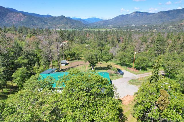 401 Tumbleweed Drive, Jacksonville, OR 97530