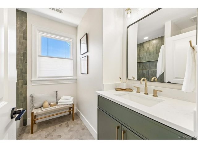 2635 King St, Denver, CO 80211