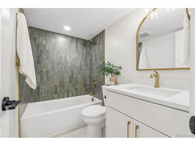 2635 King St, Denver, CO 80211