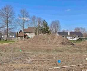 #21 Eagle Forest Drive, Freeland, MI 48623