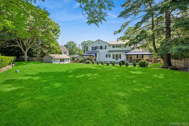 1355 Roosevelt Avenue, Pelham, NY 10803